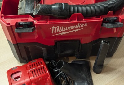 Location Aspirateur eau poussière électrique Autre à Villiers-le-Bel